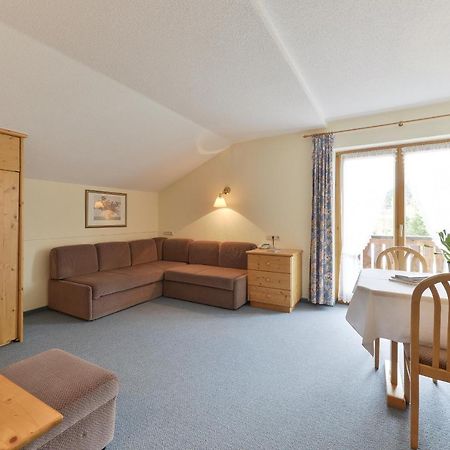 Haus Wallis Hotel Lech am Arlberg Esterno foto