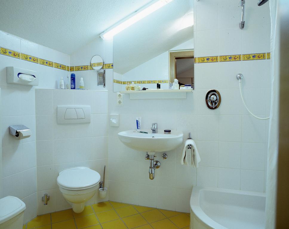 Haus Wallis Hotel Lech am Arlberg Camera foto