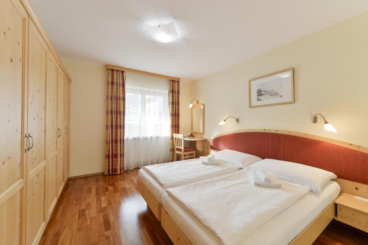 Haus Wallis Hotel Lech am Arlberg Camera foto